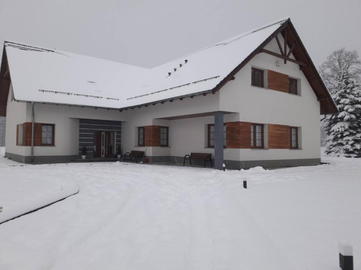 Homestay Aura *